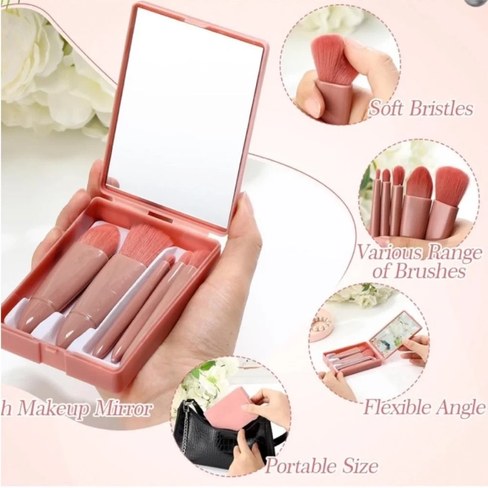Travel Makeup Brush Set In Mirrored Compact Case, 5 Brush Mini Travel Set